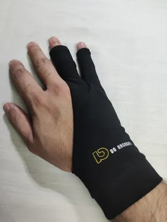 دستکش طراحی مدل B2L