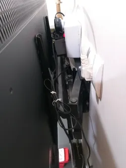 پایه دیواری تلویزیون  مدل T60 مناسب تلویزیون های 40 تا 65 اینچ