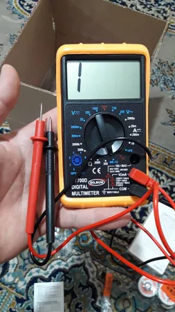 مولتی متر دیجیتال مدل DT700D