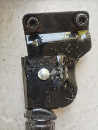 جک عقب دوچرخه مدل دو پیچ سایز 26