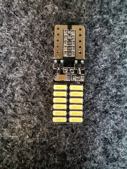 لامپ اس ام دی خودرو مدل X24r بسته 2 عددی