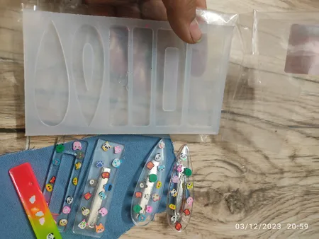 قالب رزین مدل گیره مو طرح کلاسیک کد SIM1