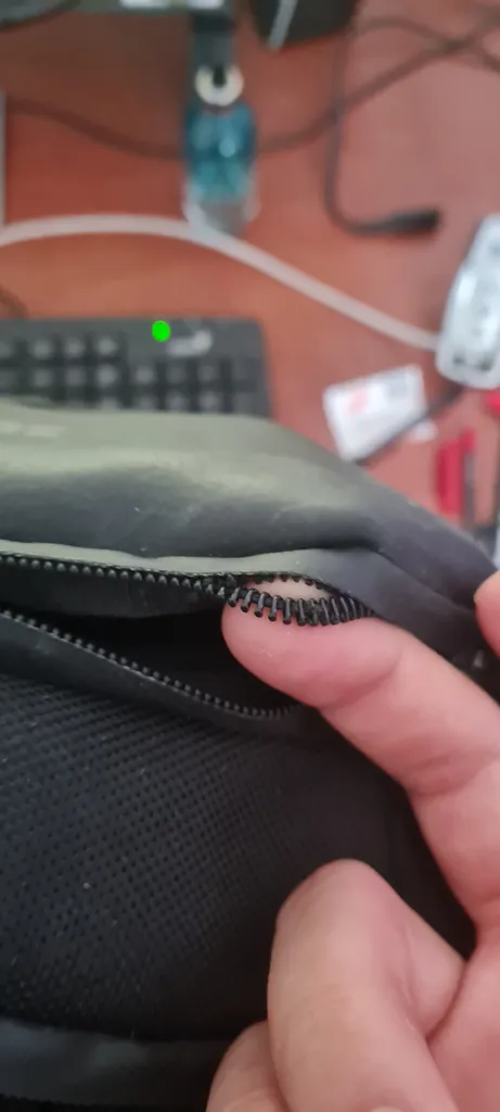 کوله پشتی لپ تاپ برساد مدل Bb 110 مناسب برای لپ تاپ 14.1 تا 15.6 اینچی