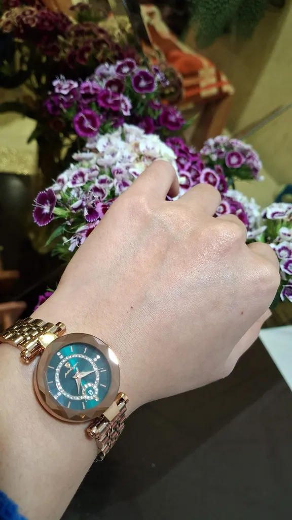 ساعت مچی عقربه ای زنانه پوداگار مدل PG 726