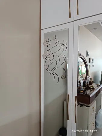 آینه آتریکس مدل گل برگ MD04