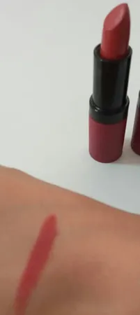 رژ لب گلدن رز مدل ولوت مات شماره19