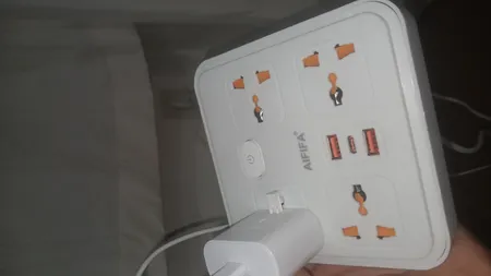 چند راهی برق مدل 1028