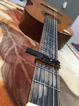 کاپو گیتار مدل A005M