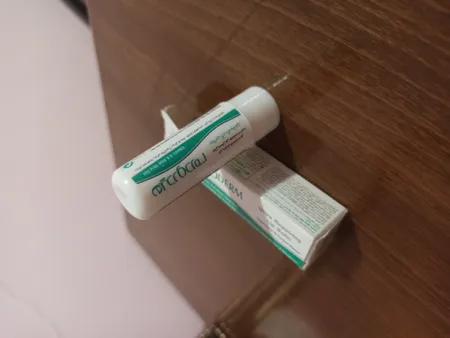 بالم لب هیدرودرم مدل 01