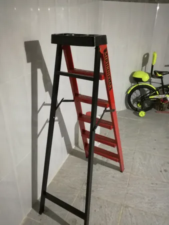 نردبان 5 پله مهرنگار مدل DAMAVAND