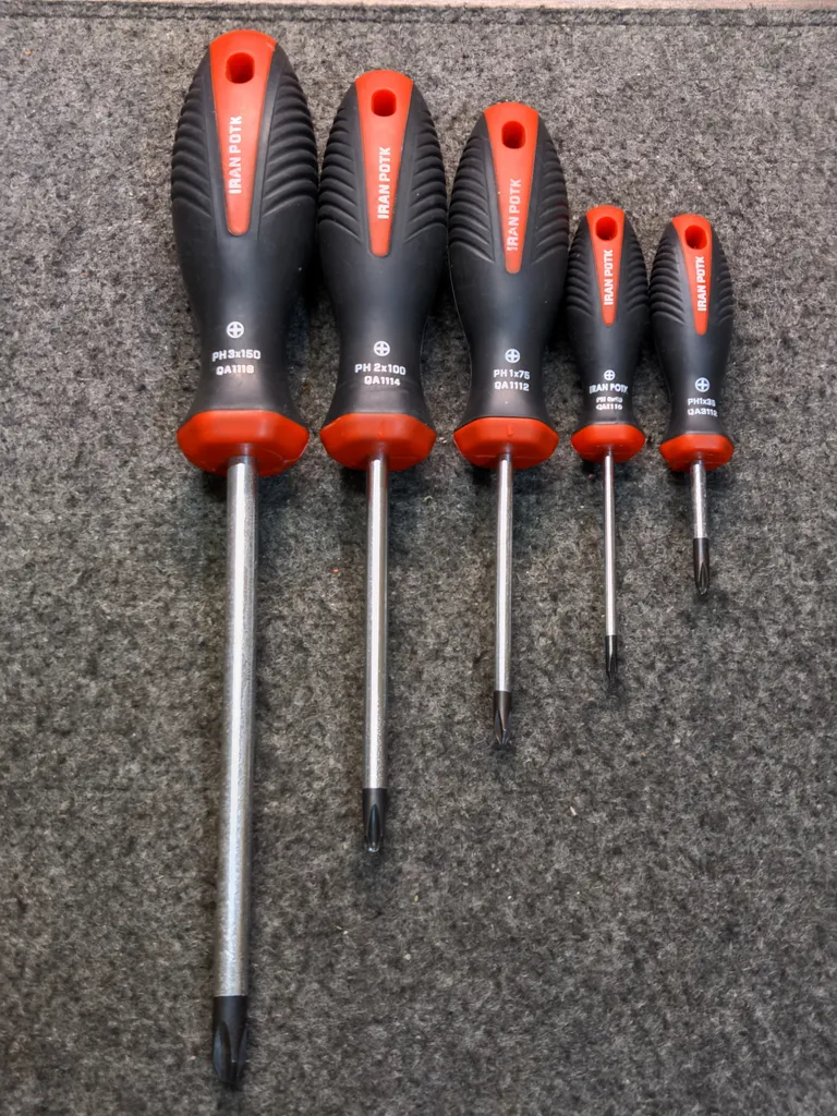 پیچ گوشتی ایران پتک مدل QE 1010 بسته 7 عددی