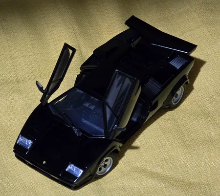 ماکت ماشین ولی مدل لامبورگینی کانتاش