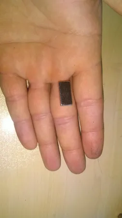 آهن ربا مدل نئودیمیوم بلوک کد 20x10x4mm بسته 2 عددی