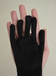 تجریه خرید دستکش مدل نخی ضد حساسیت