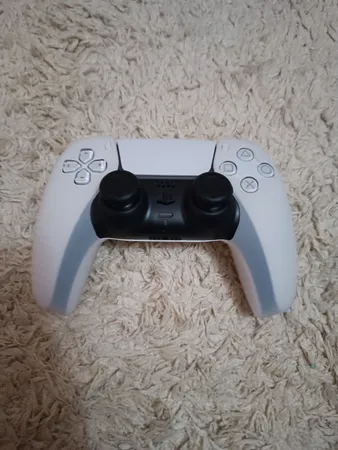 محافظ دسته پلی استیشن 5 مدل جلوباز C007