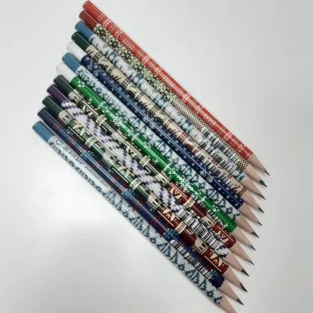 مداد مشکی آریا مدل LOVE KNITTING کد A5 بسته 12 عددی