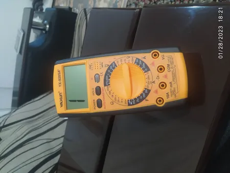 مولتی متر یاکسون مدل +YX-9205A