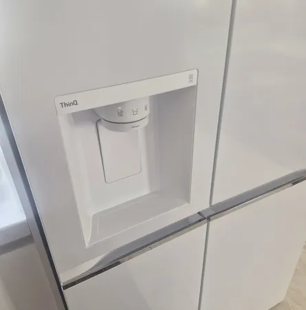 یخچال فریزر ساید بای ساید 24 فوت ال جی مدل GC-J257SQSV