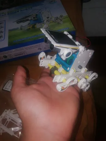 کیت آموزشی ربات خورشیدی مدل Green Energy