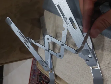 پایه نگهدارنده لپ تاپ مدل WLB001