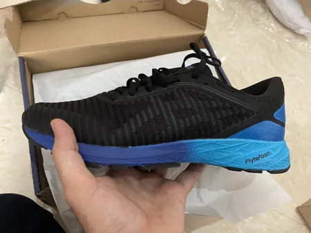 کفش مخصوص دویدن مدل Dyna Flyte - T7D0N-900