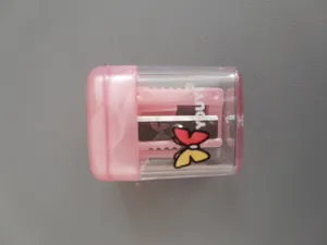 تجریه خرید مداد تراش آرایشی یویی مدل PSH01