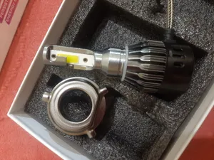 تجریه خرید لامپ هدلایت موتورسیکلت مدل CH460001