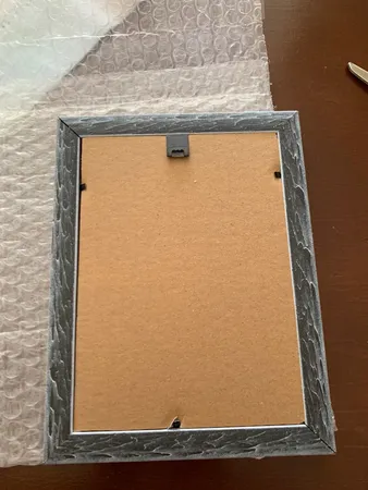 قاب عکس میثاق مدل1318 سایز 13×18 سانتی متر