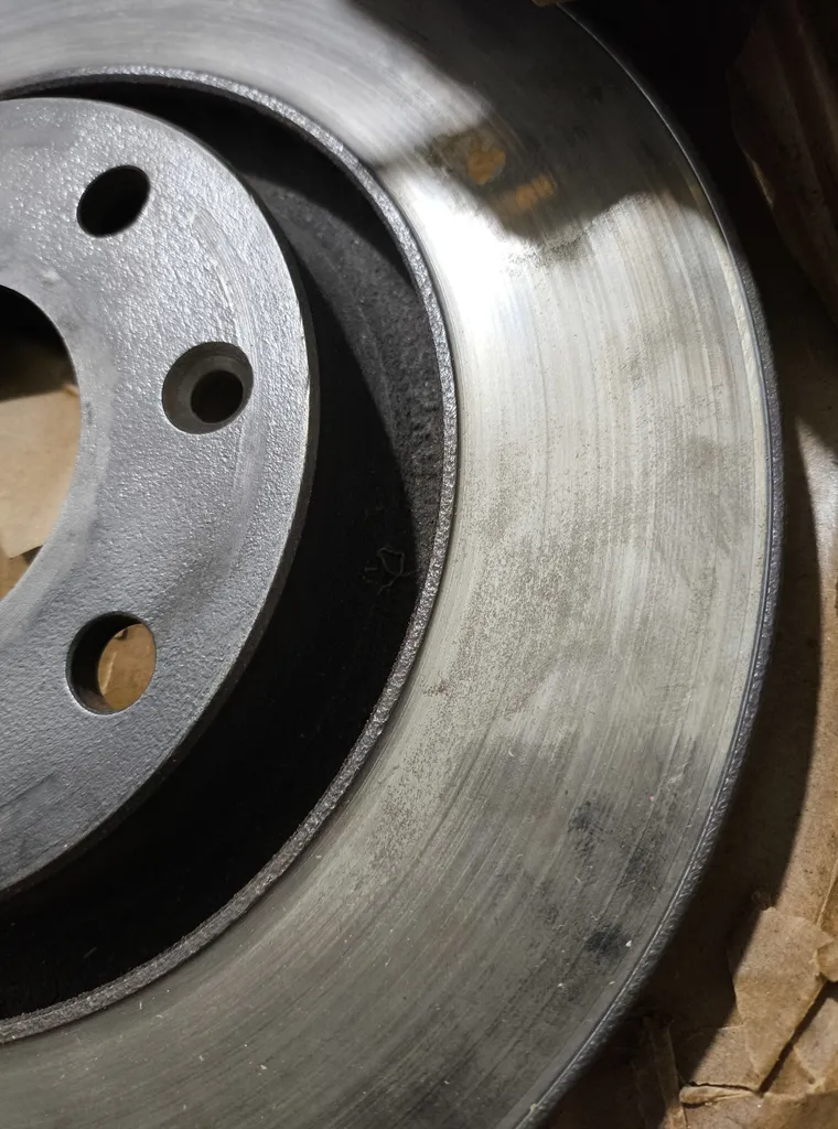 دیسک ترمز چرخ جلو ایساکو کد 06702022 مناسب برای پژو 206 تیپ 5 بسته 2عددی