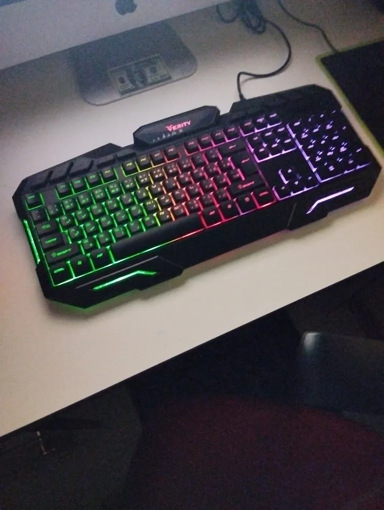 کیبورد و ماوس گیمینگ وریتی مدل V-KB6126GCW، سوییچ ممبران، Full-Size، نورپردازی LED RGB