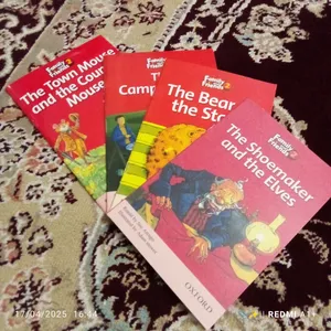 تجریه خرید کتاب داستان Family And Friends 2 اثر جمعی از نویسندگان انتشارات الوندپویان چهار جلدی