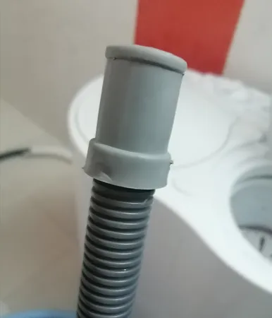 شلنگ تخلیه ماشین لباسشویی و ظرفشویی مدل 002 طول 2 متر