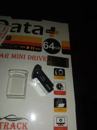 فلش مموری دیتا پلاس مدل TRACK ظرفیت 64 گیگابایت