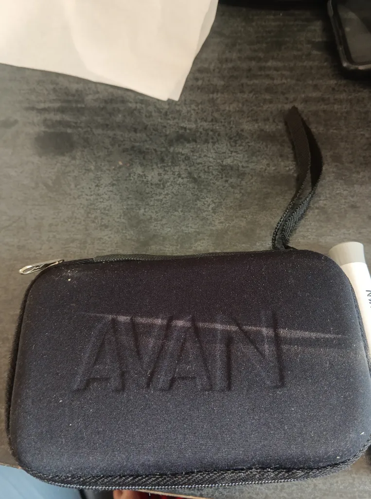 دستگاه تست قند خون آوان مدل AGM01 به همراه 10 عدد نوار تست قند خون