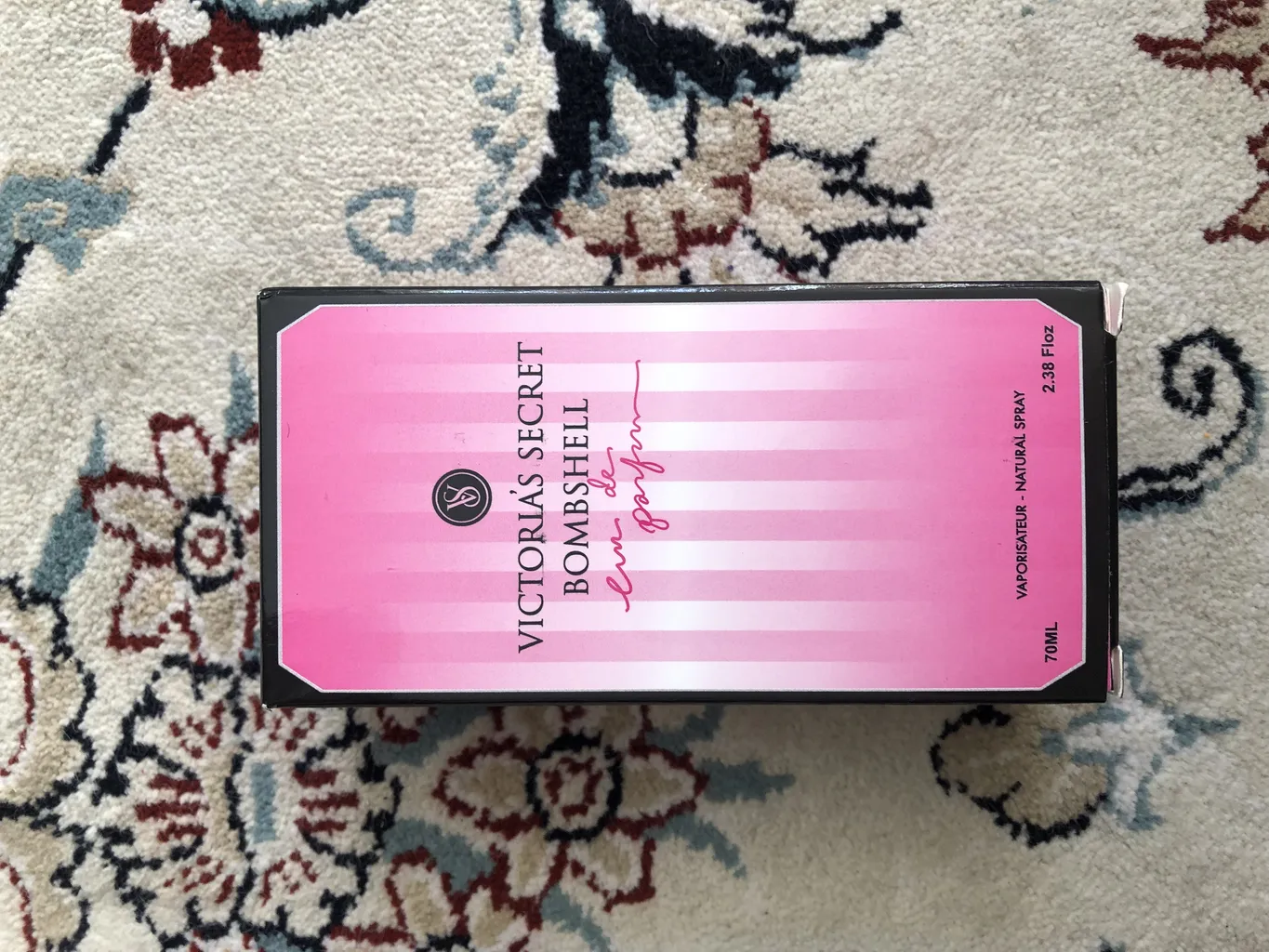 ادو پرفیوم زنانه زوا مدل ویکتوریا سکرت بامب شل با رایحه خنک حجم 70 میلی لیتر