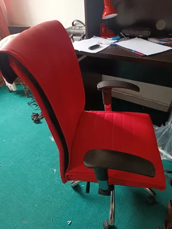 صندلی کارمندی مدل k2