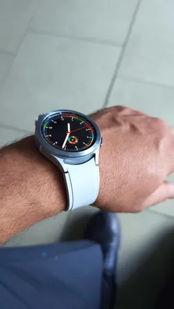 ساعت هوشمند سامسونگ مدل Galaxy Watch4 Classic 46mm بند سیلیکونی
