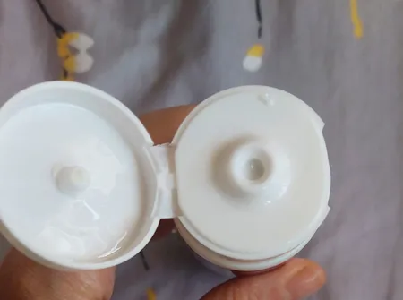 کرم مرطوب کننده کیووی مدل Flare Up وزن 100 گرم