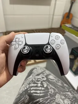 دسته بازی پلی استیشن 4 مدل T28