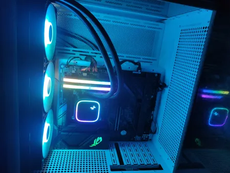 سیستم خنک کننده آبی دیپ کول مدل LE720