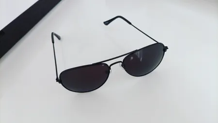 عینک آفتابی پسرانه مدل RBB4