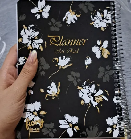 سالنامه سال 1404 مستر راد طرح دارک تروپیکال کد fiory 2673