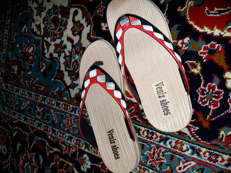 دمپایی لاانگشتی زنانه ونیز مدل دیانا کد 167