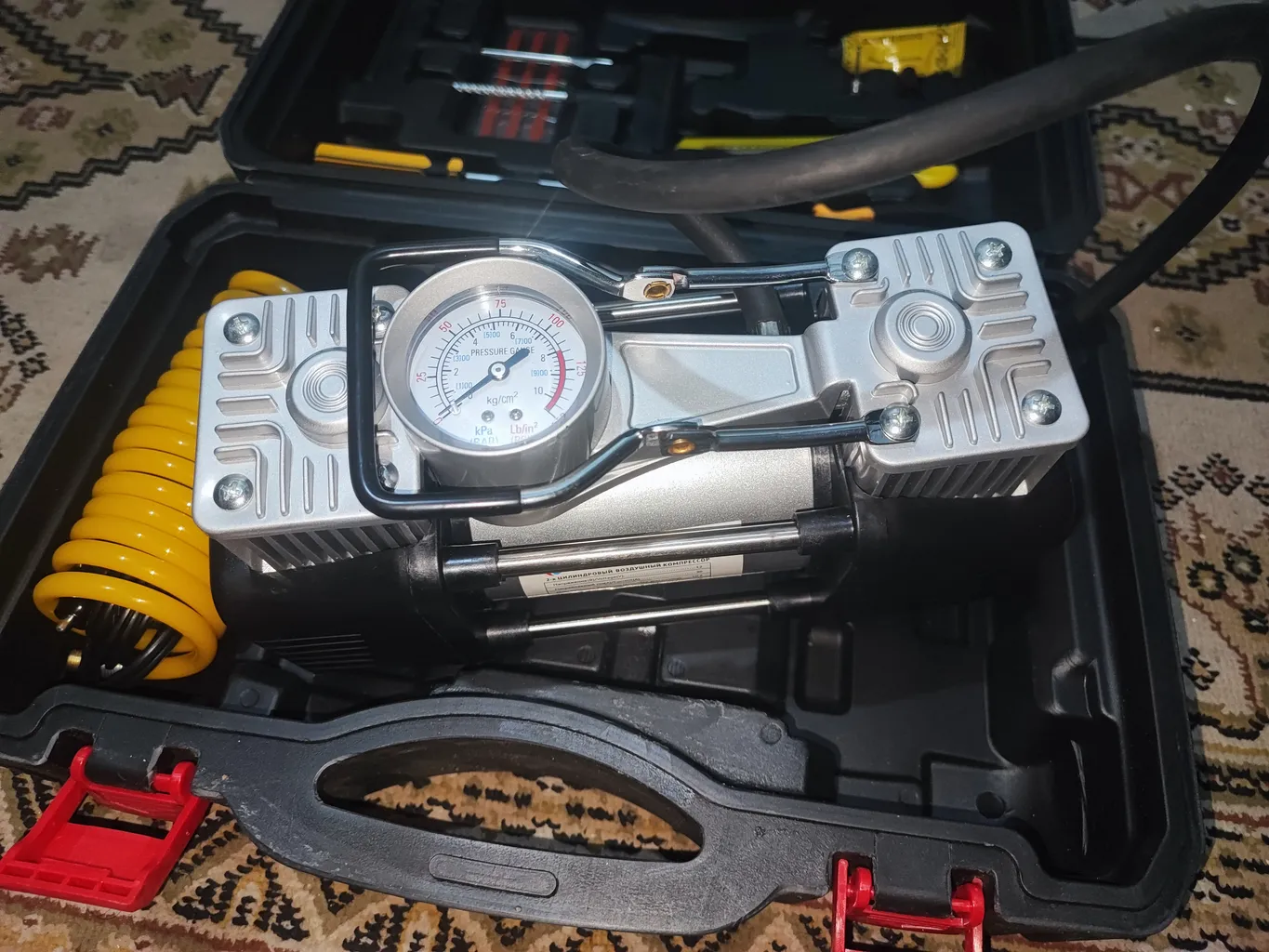 کمپرسور باد فندکی ادون مدل 102-8