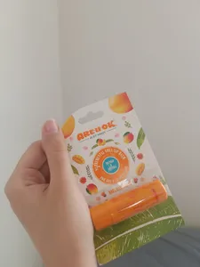 تجریه خرید بالم لب آریواُکی مدل توت فرنگی وزن 4.5 گرم