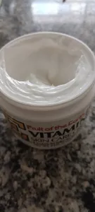 تجریه خرید کرم مرطوب کننده مدل ویتامین E حجم 113 میلی لیتر