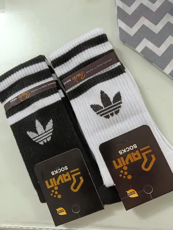 جوراب ورزشی زنانه پاوین مدل سه خط مجموعه 2 عددی