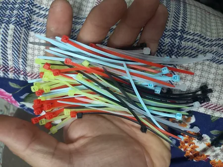 بست کمربندی پلاستیکی روزا کد RZ100 بسته 100عددی