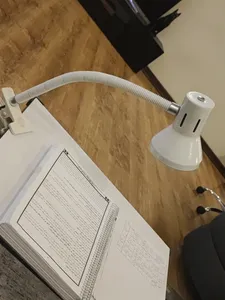 تجریه خرید چراغ مطالعه صنایع کریم زاده مدل گیره ای