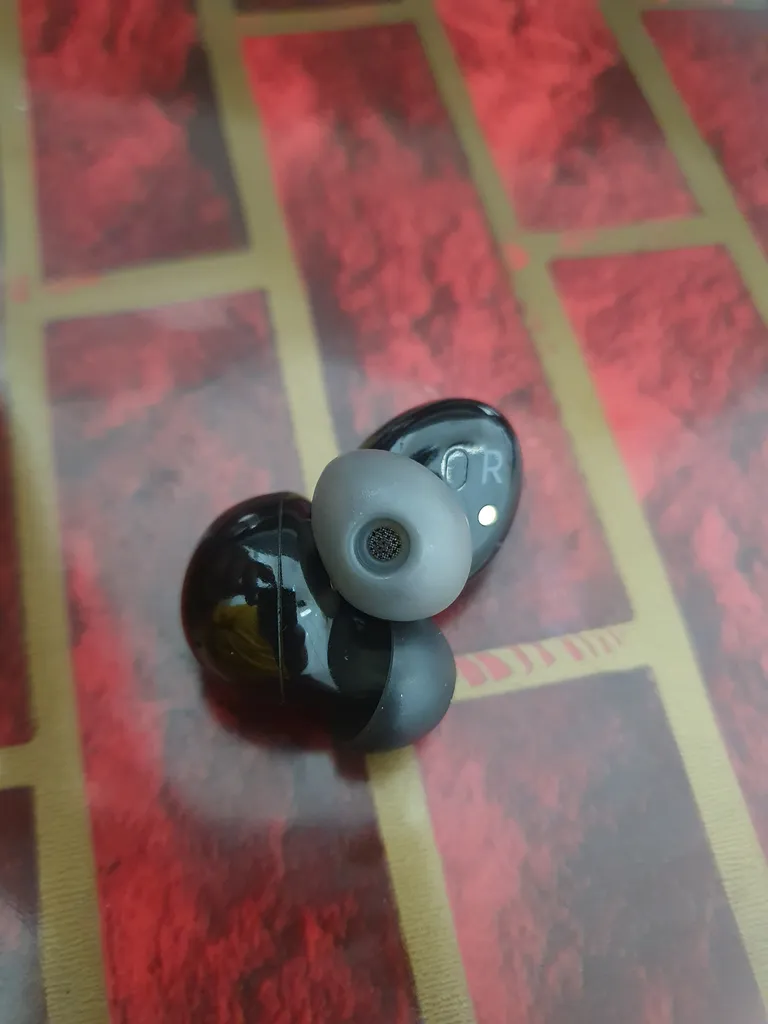 سری هندزفری رینیکا مدل Buds2 مناسب برای هدفون سامسونگ Galaxy Buds 2 مجموعه 6 عددی